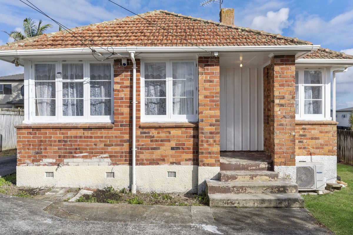 1175 Dominion Road, Mount Roskill, Auckland - Carousel 13