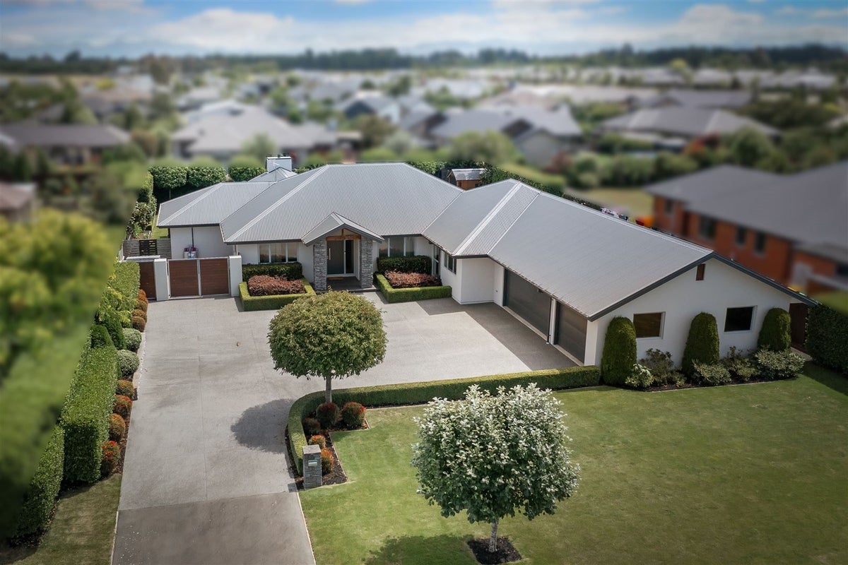 3 Leonie Lane, West Melton, West Melton - Carousel 1