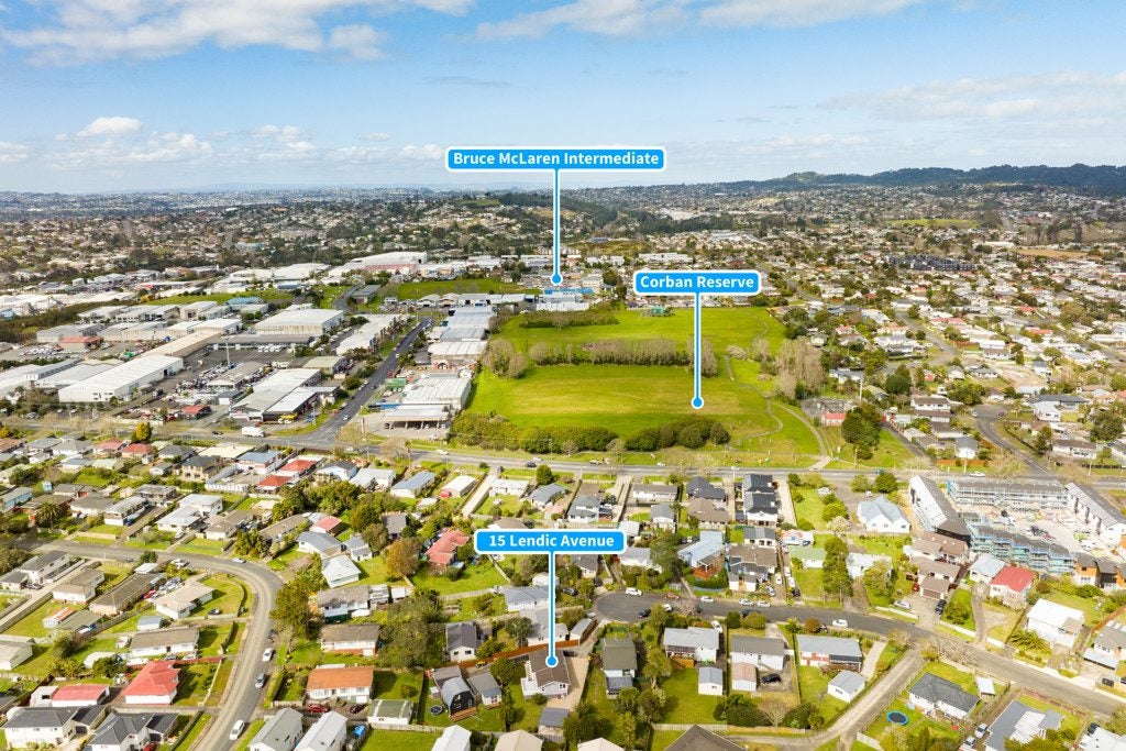 1/15 Lendic Avenue, Henderson, Auckland - Carousel 20