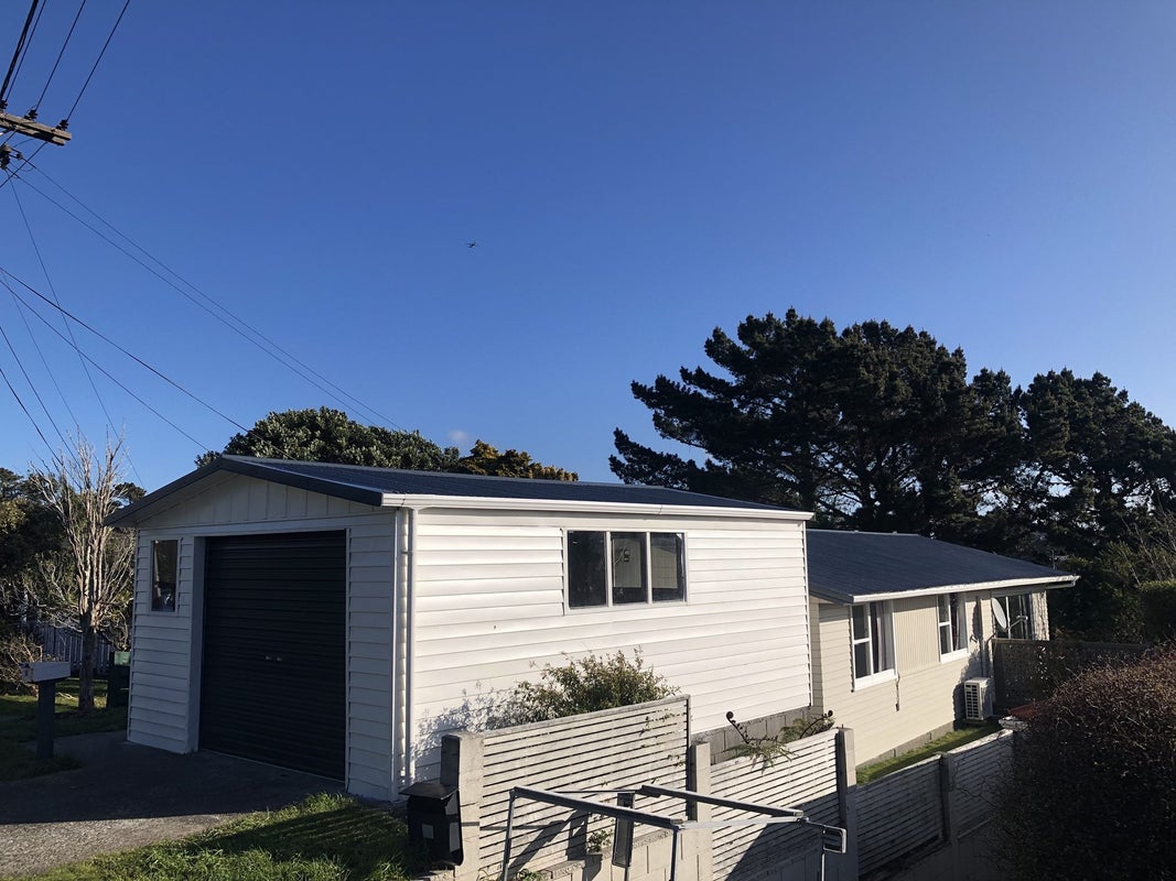 35 Turville Crescent, Newlands, Wellington - Carousel 2