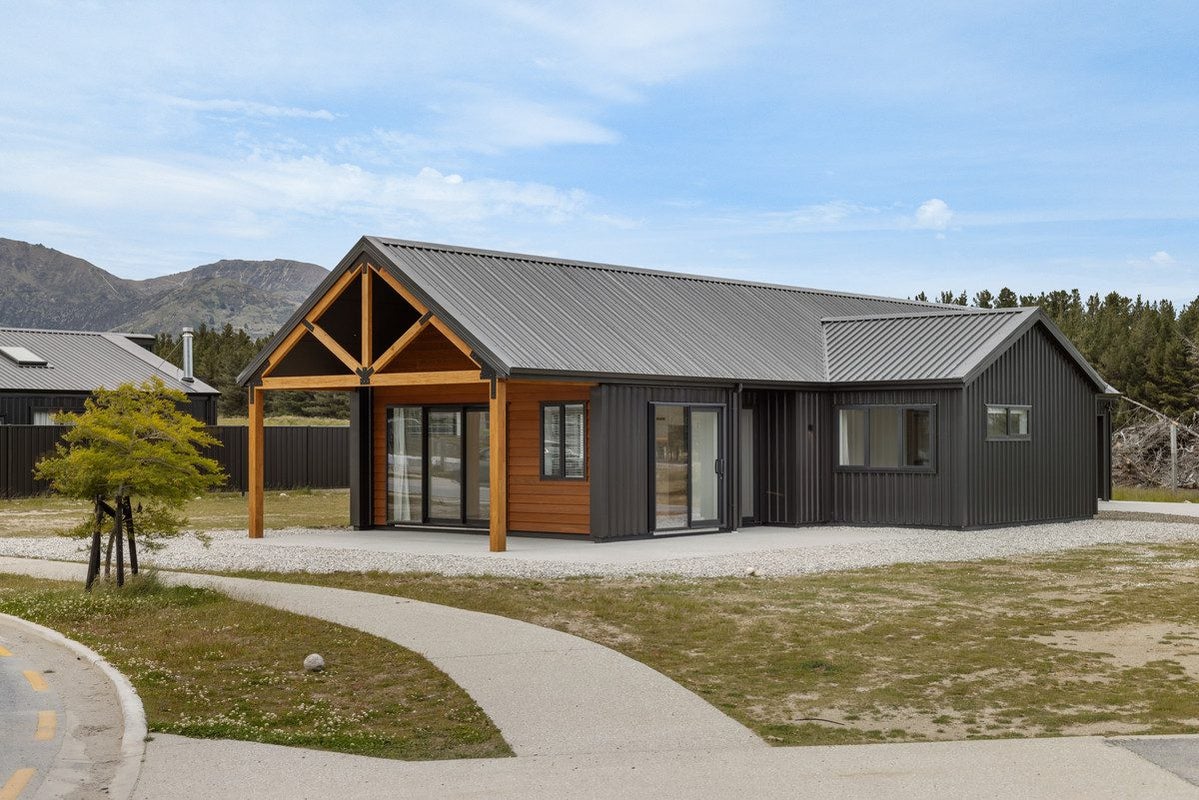 159 Burdon Loop, LAKE HAWEA - Carousel 32