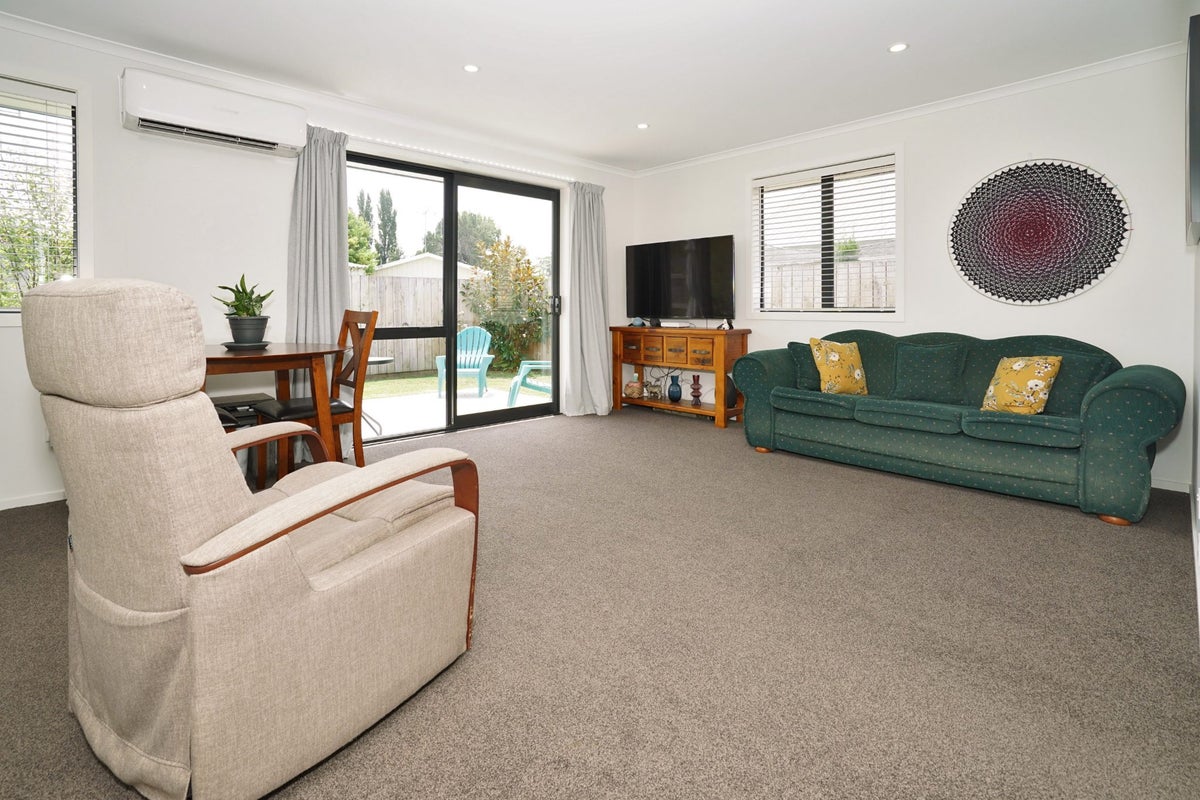 5C Bruce Avenue, Glenview, Hamilton - Carousel 2
