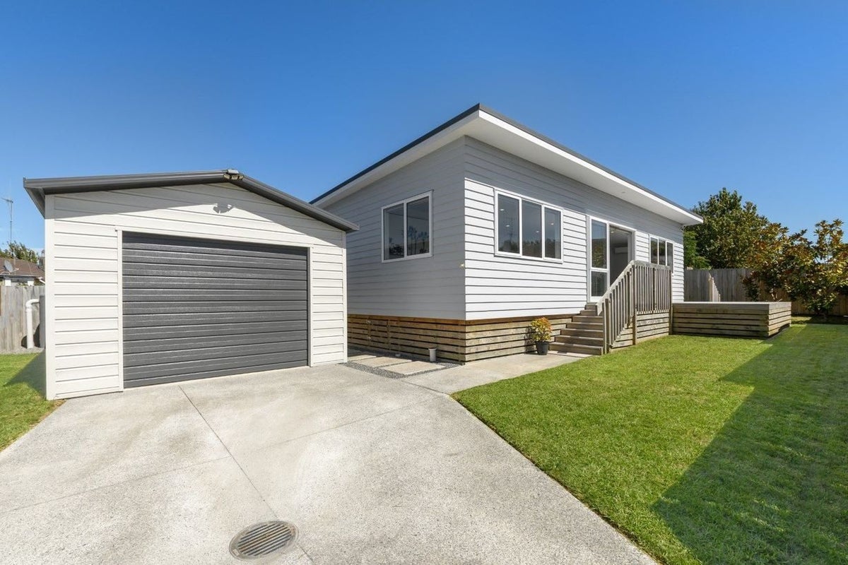 20B Twentyfirst Avenue, Gate Pa, Tauranga - Carousel 1