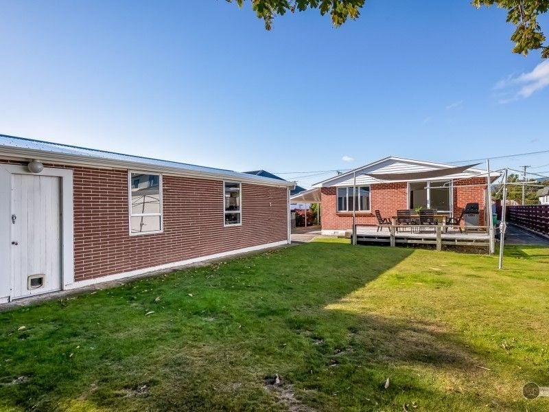 51 Golders Road, Elderslea, Upper Hutt - Carousel 18