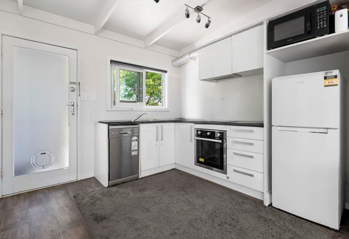 1/49 Jane Cowie Avenue, Otahuhu, Auckland - Carousel 2