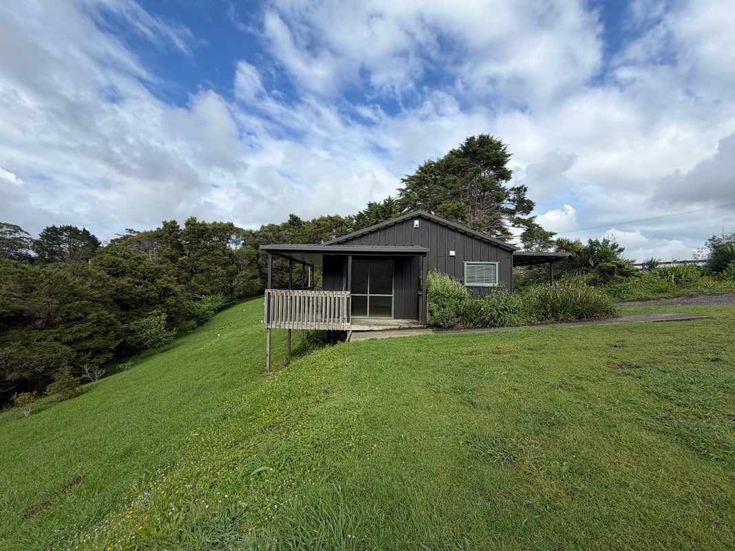 155 Ridge Road, Lucas Heights, Auckland - Carousel 1