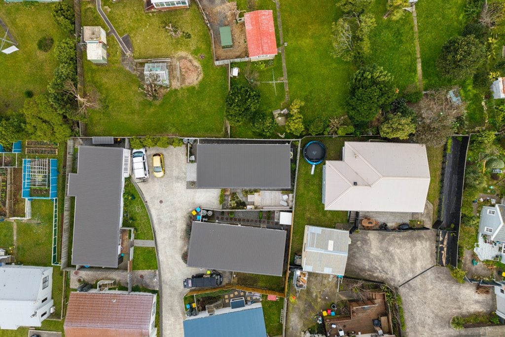 17B Tuki Street, Titahi Bay, Porirua, Wellington - Carousel 25