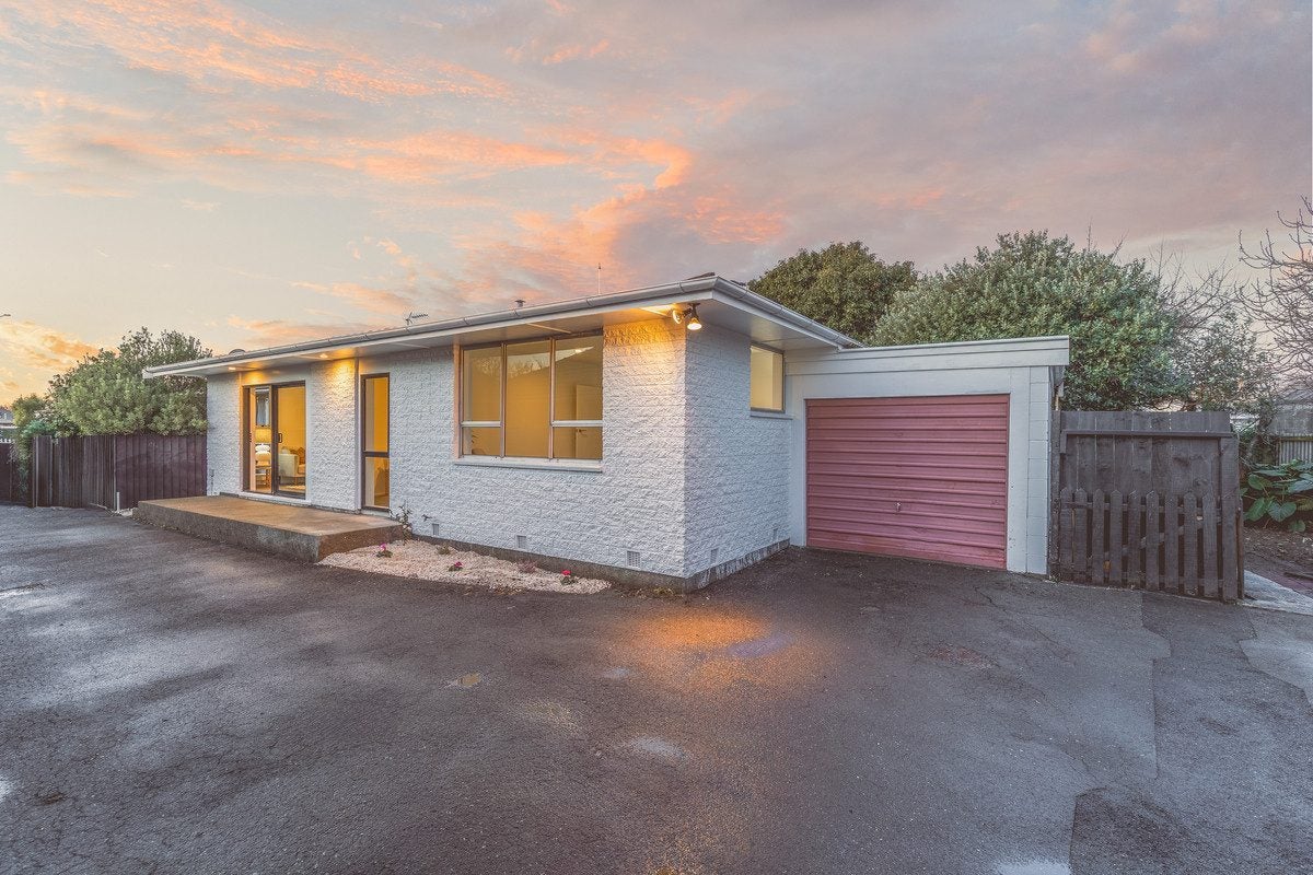 4/100 Brougham Street, Addington, Christchurch - Carousel 1