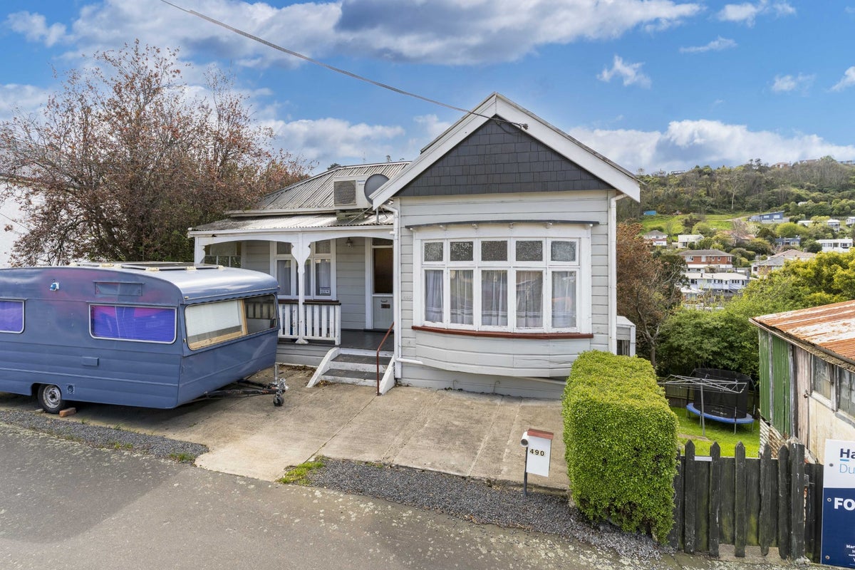 490 South Road, Calton Hill, Dunedin - Carousel 1