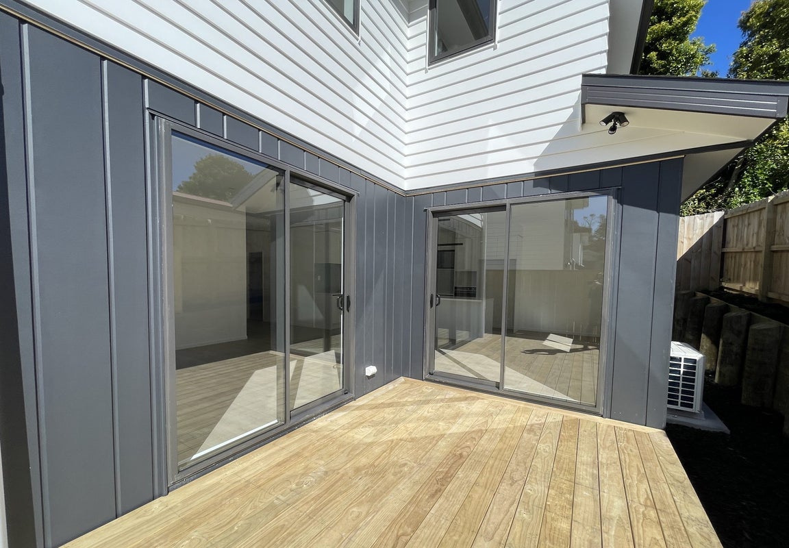 26C Topliss Drive, Northcross, Auckland - Carousel 23