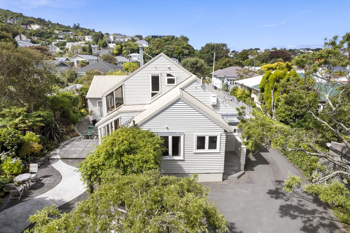 43A Parkvale Road, Karori, Wellington - Carousel 2