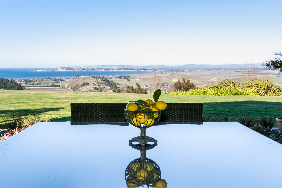 123 Eskridge Drive, Eskdale, Napier - Carousel 2