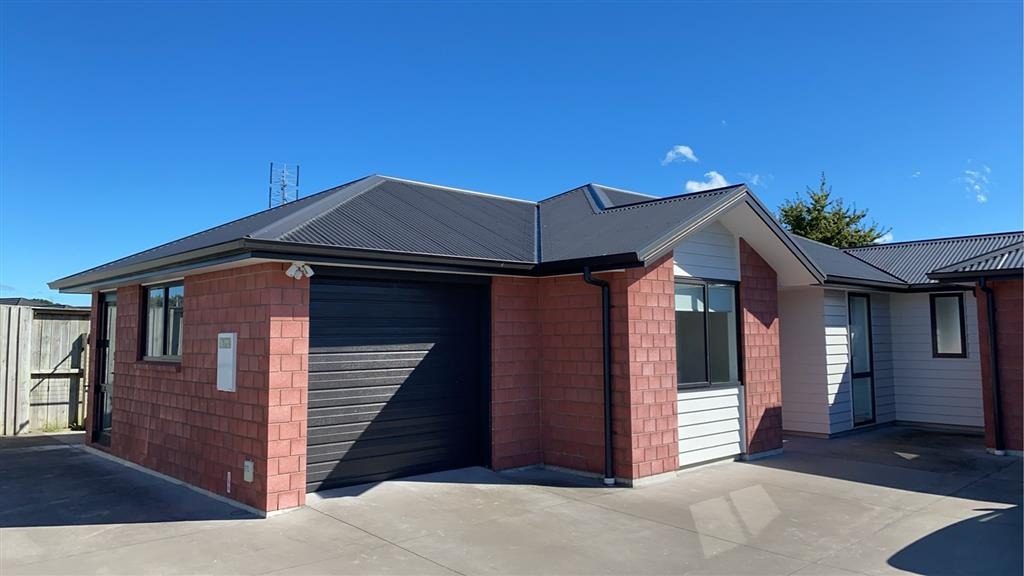 33 Kiritiana Close, Pyes Pa, Tauranga - Carousel 2