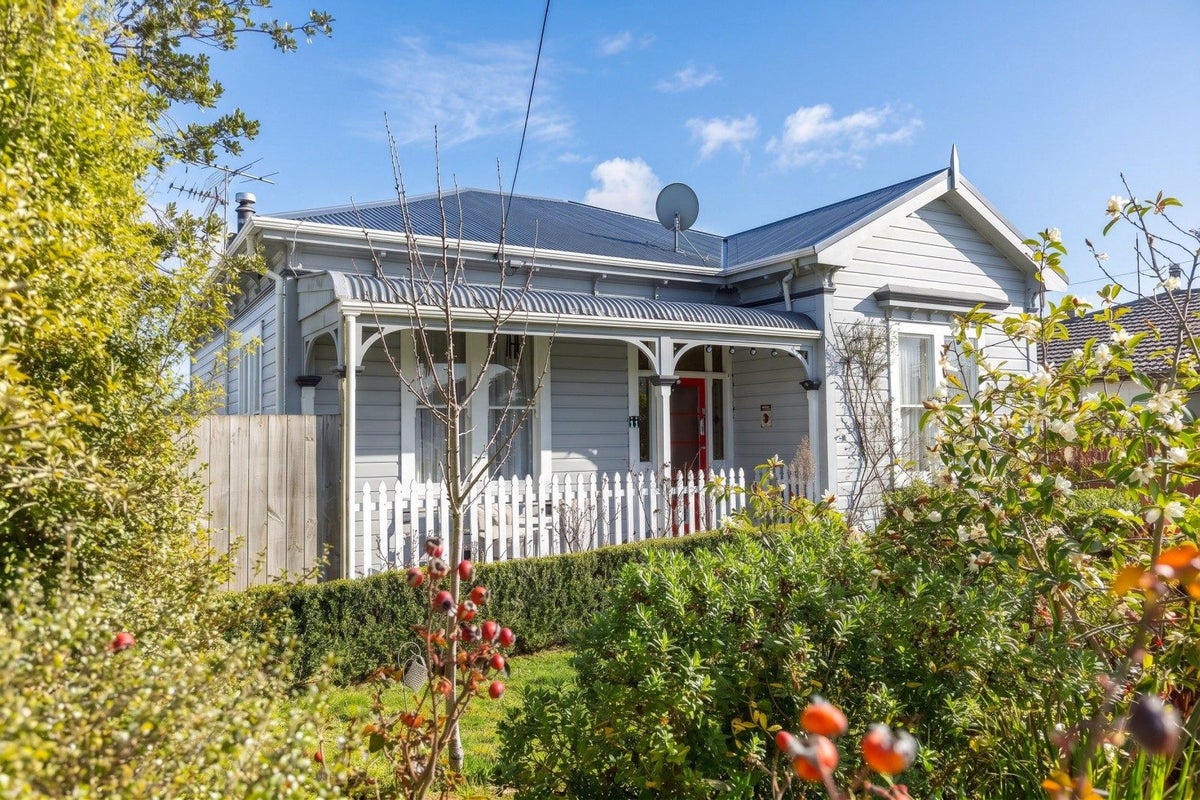 11 Totara Street, Masterton, Masterton, Wellington - Carousel 1