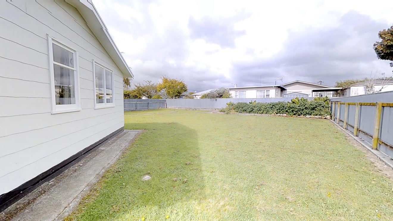 7 Bradford Place, Awapuni, Palmerston North - Carousel 12