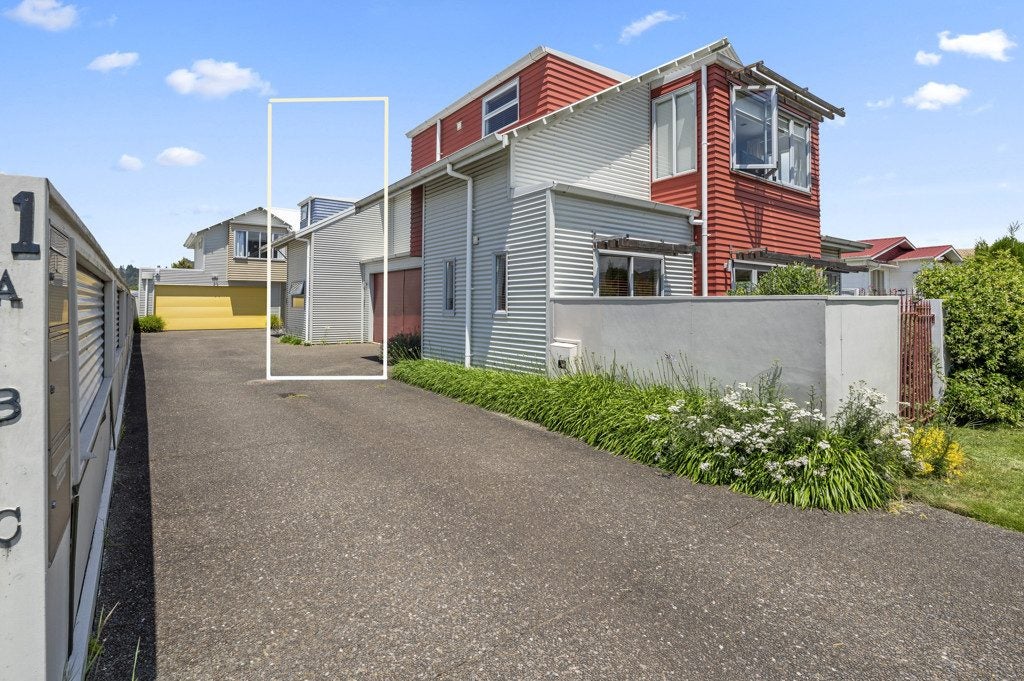 11B Peace Street, Fenton Park, Rotorua - Carousel 2