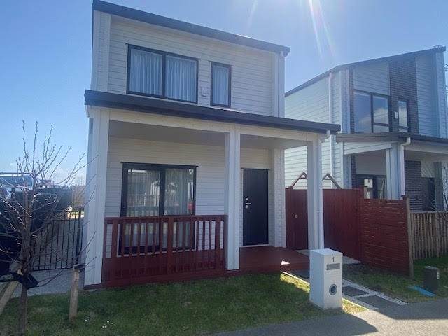 1 Faithful Drive, Karaka, Papakura - Carousel 1