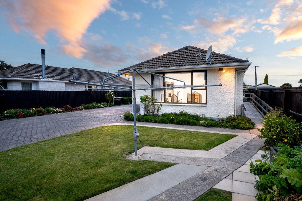 35 Cotswold Avenue, Bishopdale, Christchurch - Carousel 2