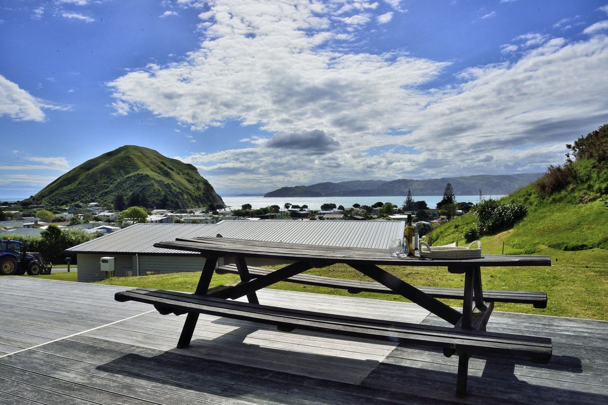 15 Mahia Heights Drive, Mahia, Mahia - Carousel 2