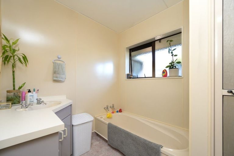 1/4 Weka Street, The Wood, Nelson - Carousel 2