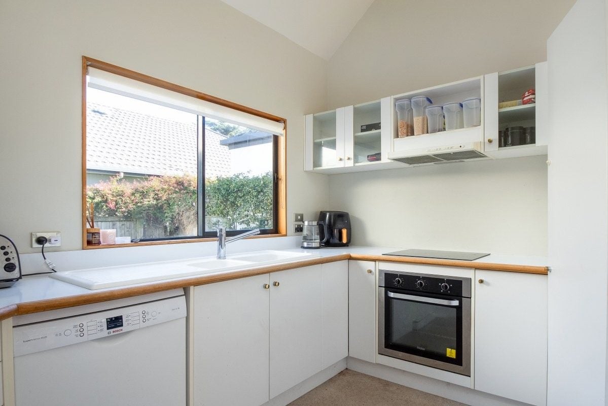 2 Waterlea Green, Mayfield, Blenheim - Carousel 2