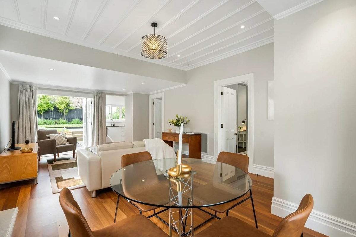 16 Leamington Road, Mount Eden, Auckland - Carousel 2