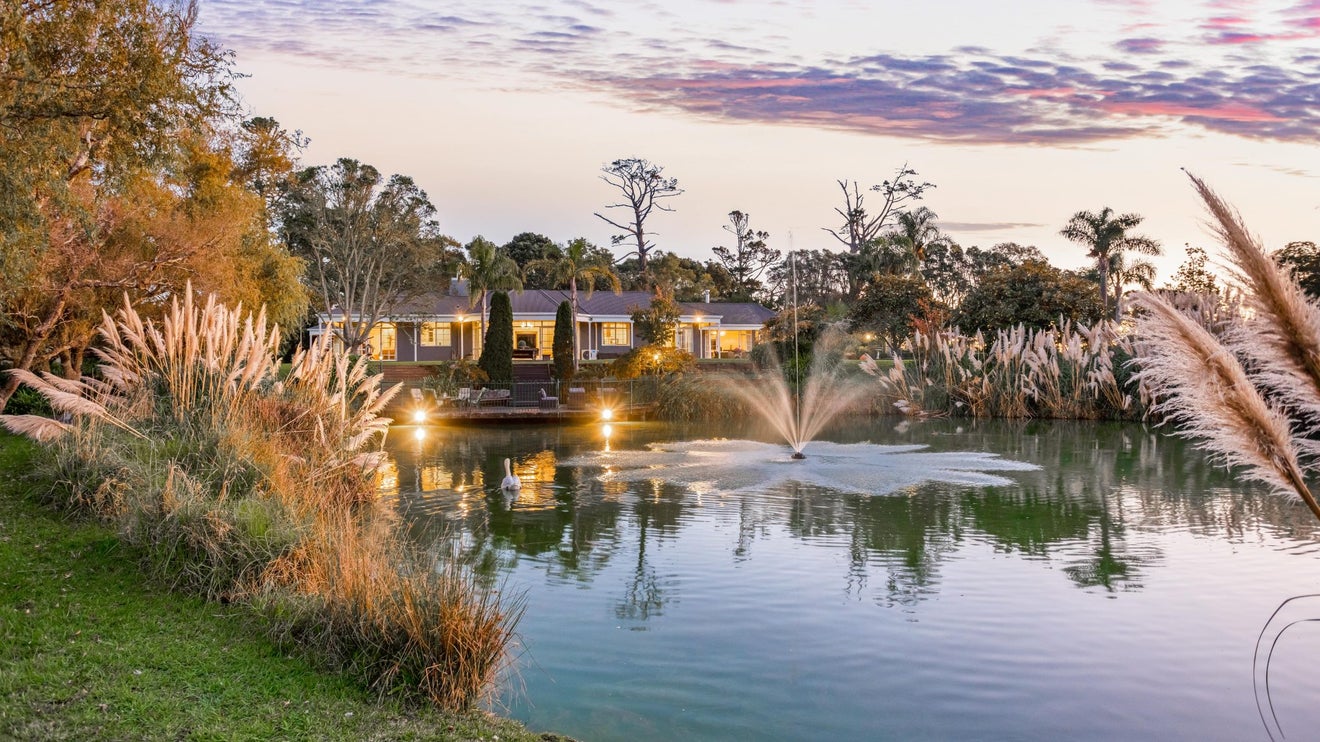 224E Bawden Road, Albany - Carousel 1