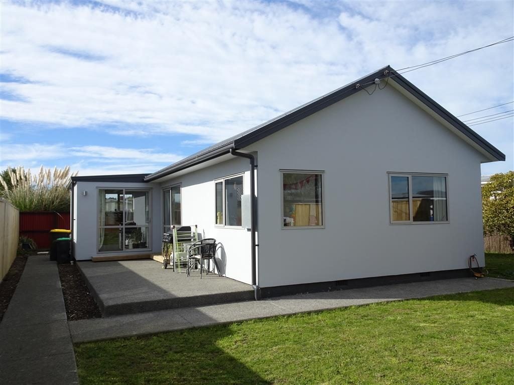 10/71 Estuary Road, New Brighton, Christchurch - Carousel 1