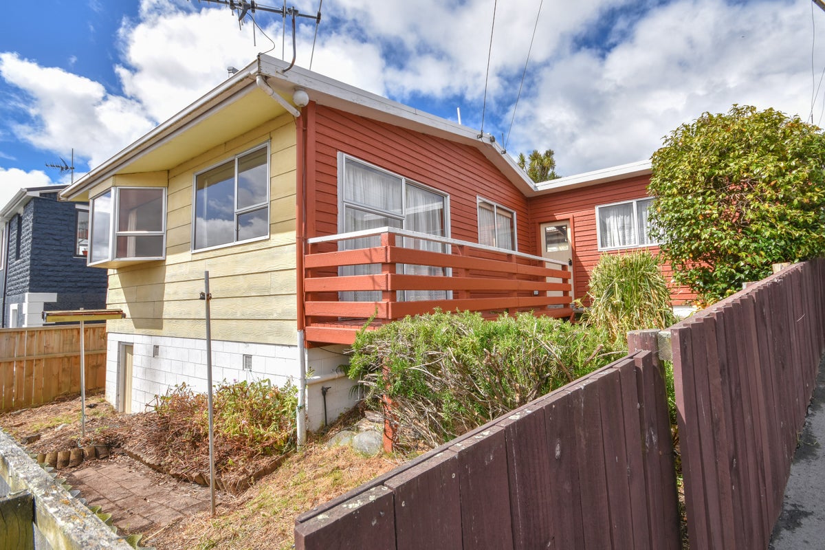 10 McCrea Street, Mornington, Dunedin - Carousel 11