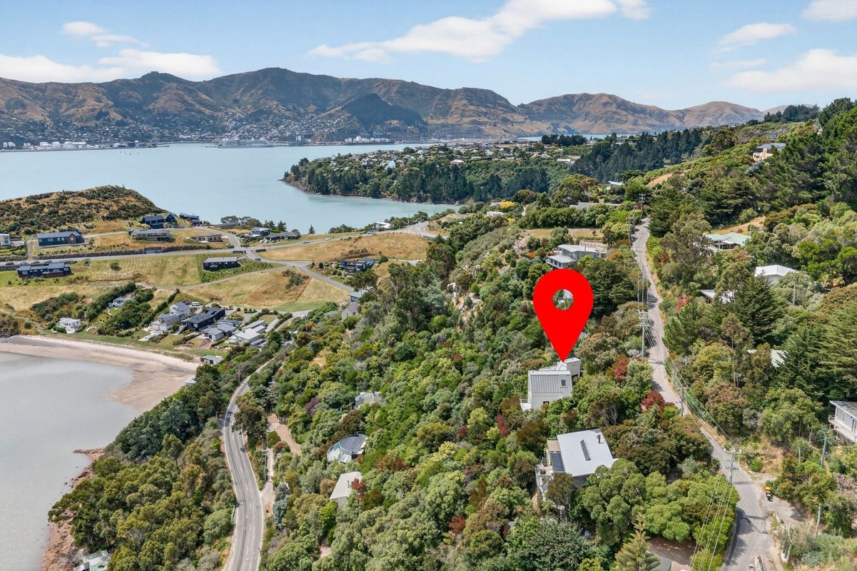 29 Bayview Road, Charteris Bay, Lyttelton - Carousel 2