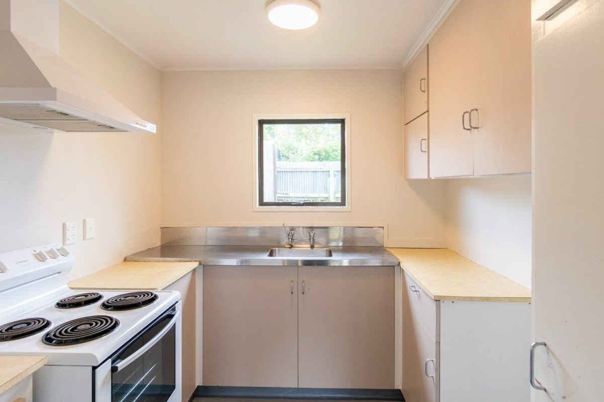 65 Earn Street, Appleby, Invercargill - Carousel 1