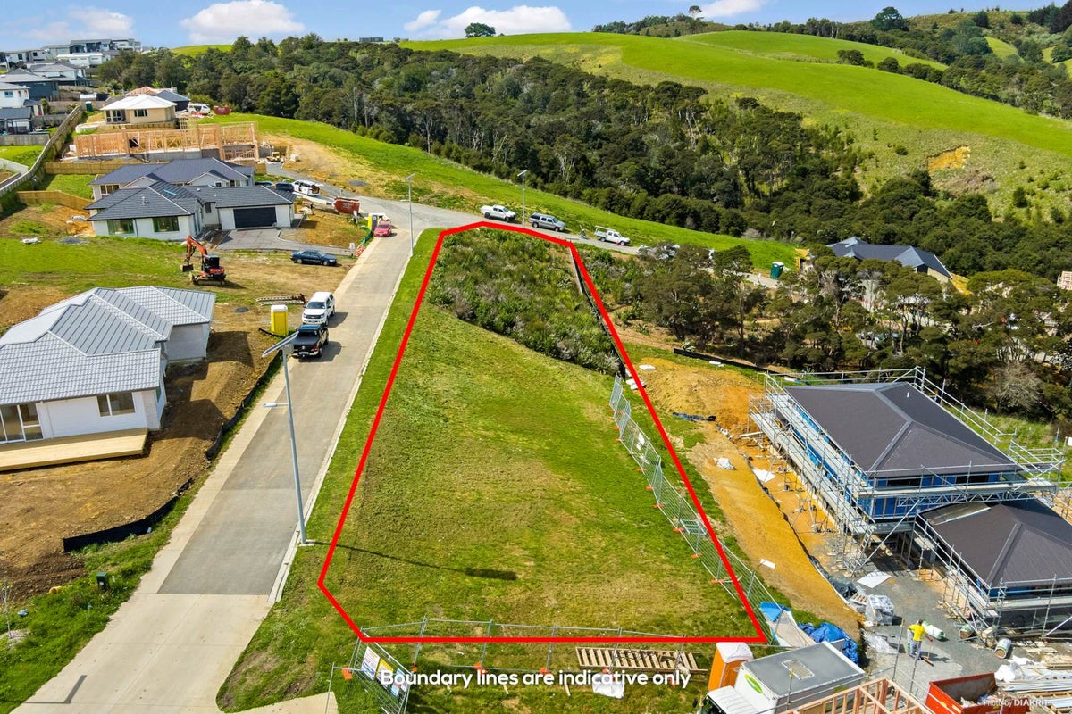 12 Matara Avenue, Maraetai, Auckland - Carousel 1