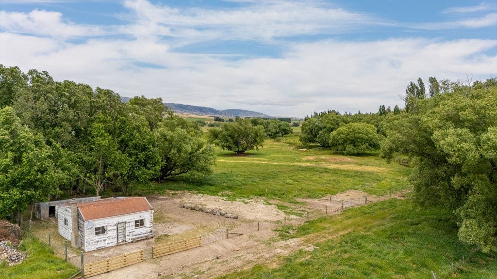 33 Factory Road, WAIPIATA, RANFURLY - Carousel 1