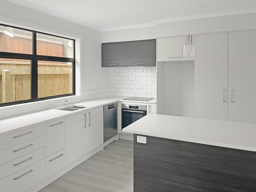 30 Te Ara o Motutawa, Avalon, Lower Hutt - Carousel 2