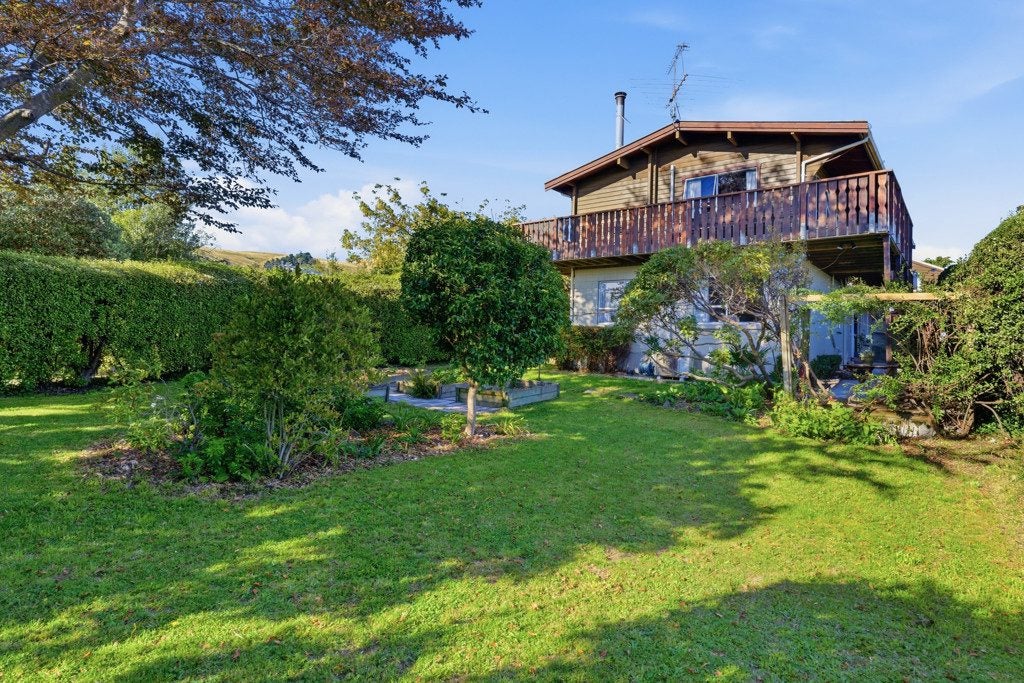 365 Centaurus Road, Hillsborough, Christchurch - Carousel 1