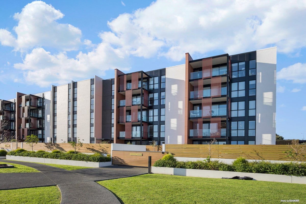 115/189 College Road, Stonefields, Auckland - Carousel 23