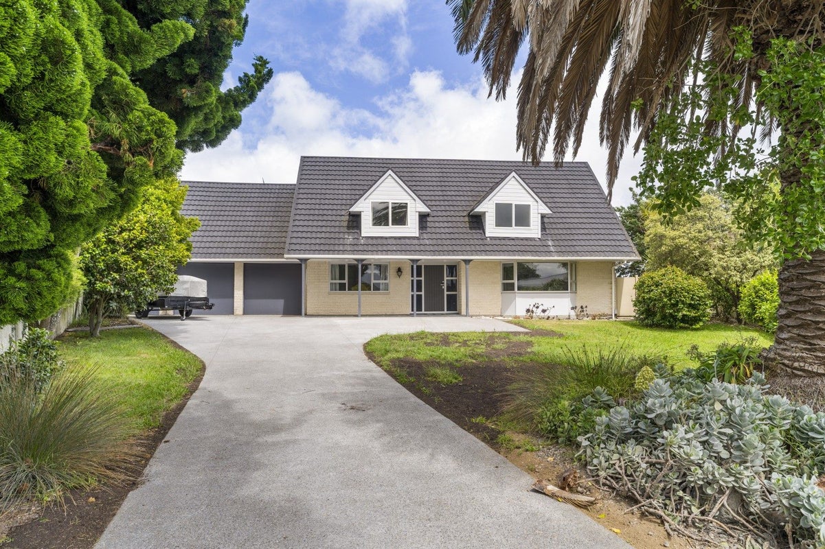 25 Callender Terrace, Paraparaumu Beach, Paraparaumu - Carousel 1