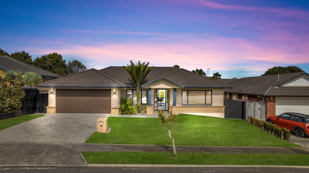 9 Glastry Close, East Tamaki Heights, Auckland - Carousel 1