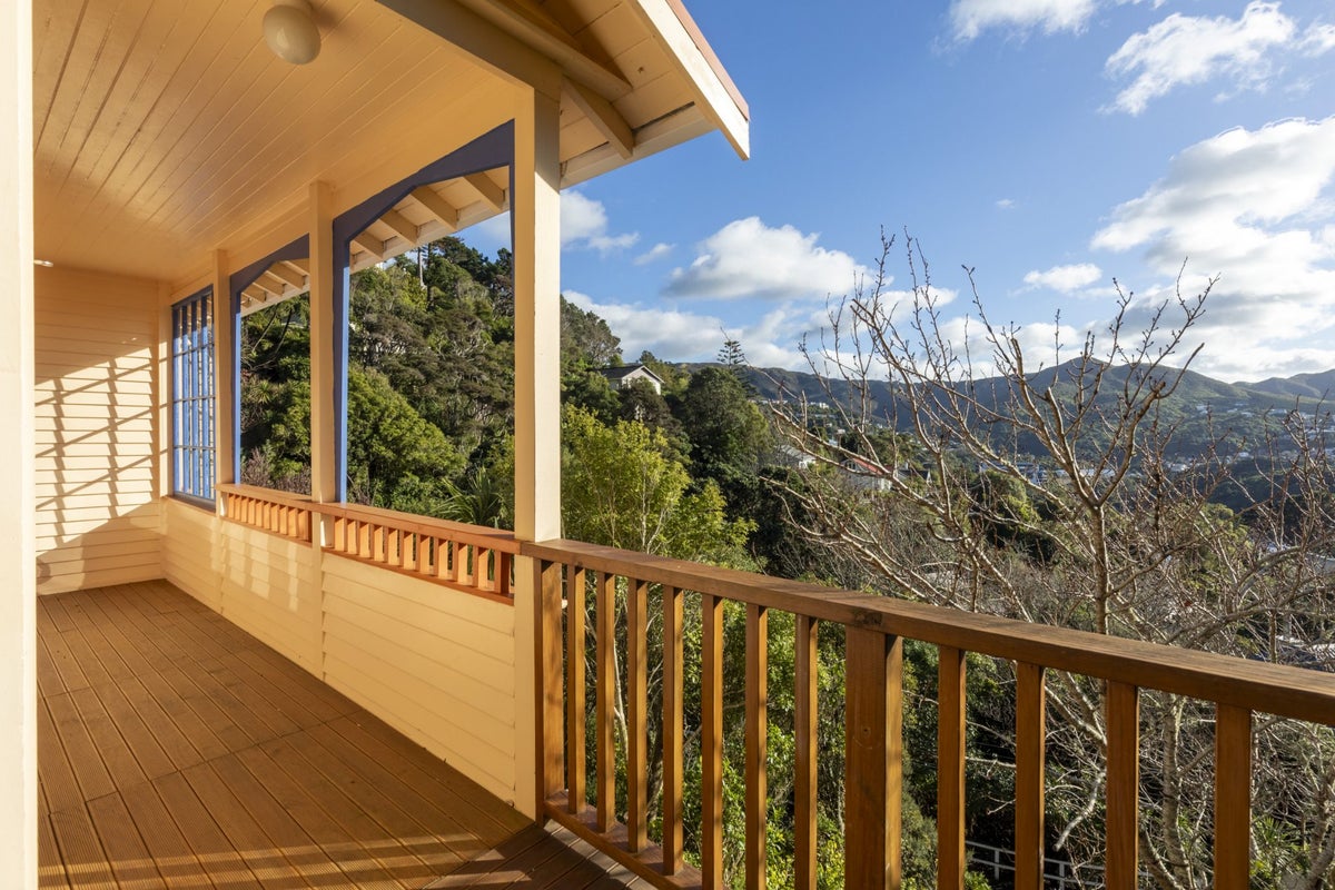 11 Mairangi Road, Wadestown, Wellington - Carousel 2
