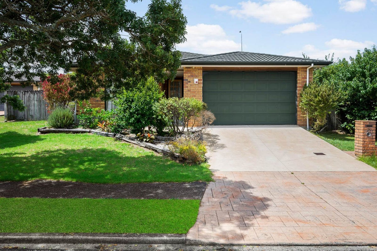 20 Courtvale Place, Flat Bush, Auckland - Carousel 1