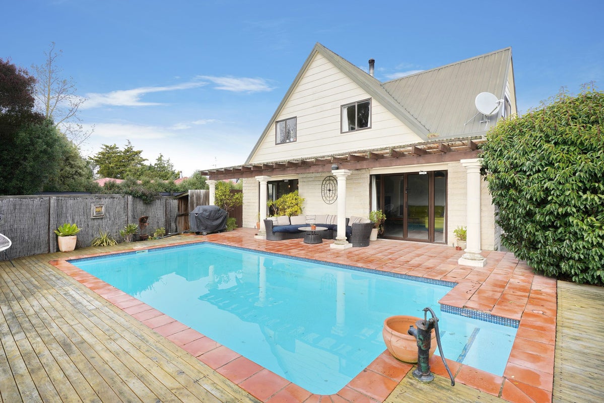 12 Laird Place, West Melton, West Melton - Carousel 1