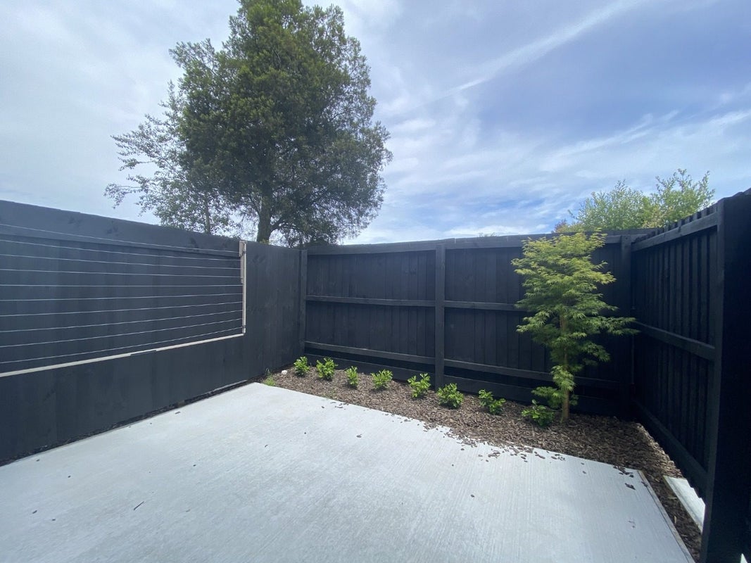 2/94 Cobham Street, Spreydon, Christchurch - Carousel 11