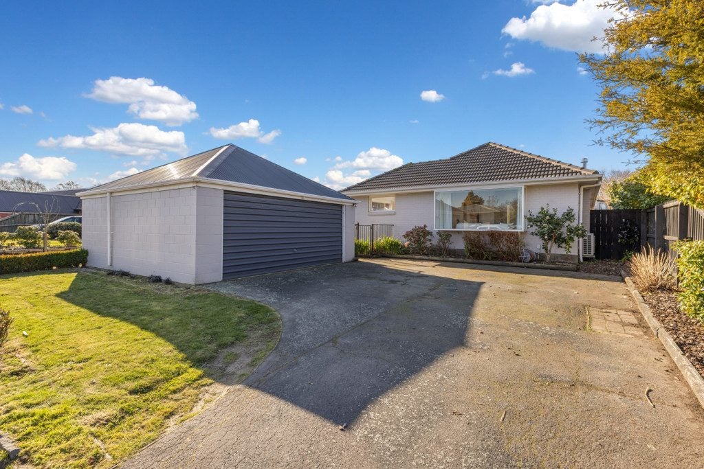 12 Westburn Terrace, Burnside, Christchurch - Carousel 2
