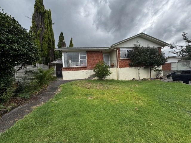 49 Mack Place, Red Hill, Papakura - Carousel 1