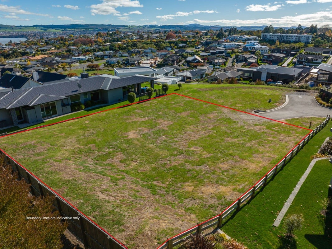 11 Azalea Lane, Waipahihi, Taupo - Carousel 2