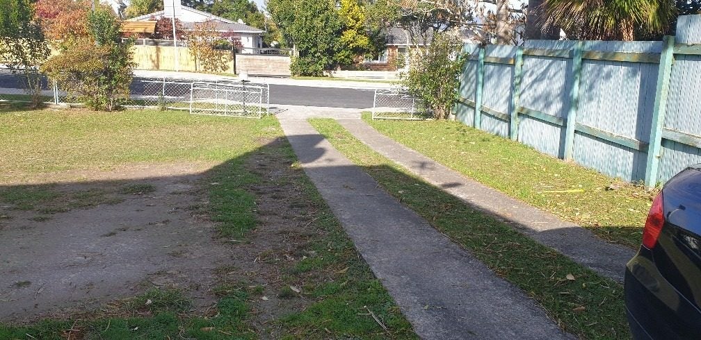 33 Strid Road, Te Atatu South, Auckland - Carousel 2