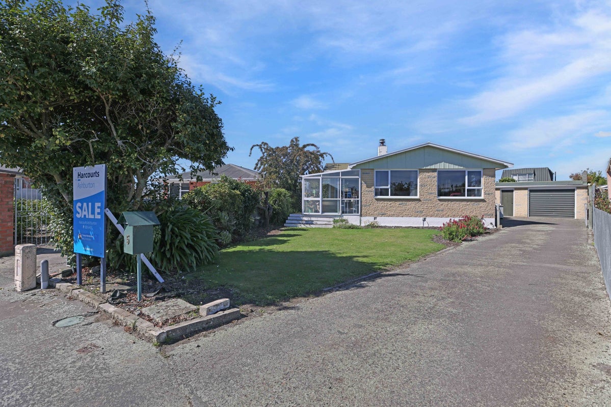 5 McNicol Crescent, Allenton, Ashburton - Carousel 1