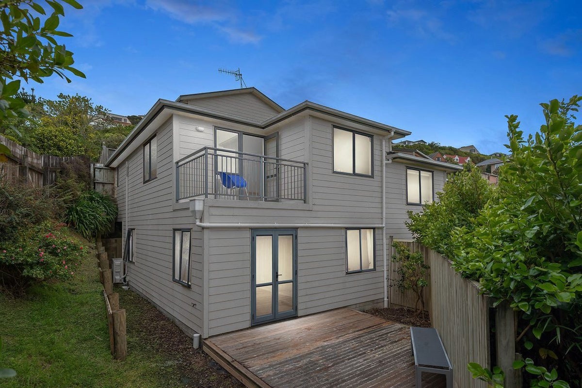 2/14 Bandipur Terrace, Broadmeadows, Wellington - Carousel 1