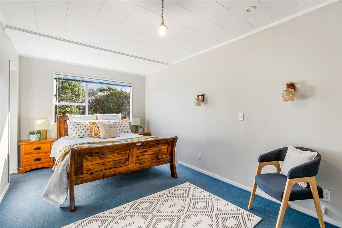 4 Naver Place, Papakowhai, Porirua - Carousel 2