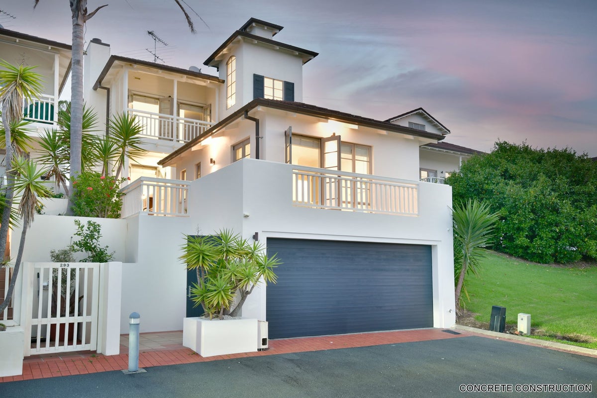 291 Pinecrest Drive, Gulf Harbour, Whangaparaoa - Carousel 1